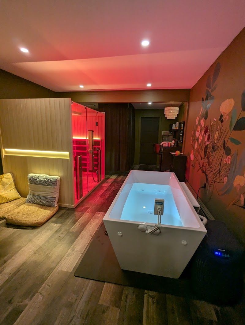 Hot and Cold Micro Spa